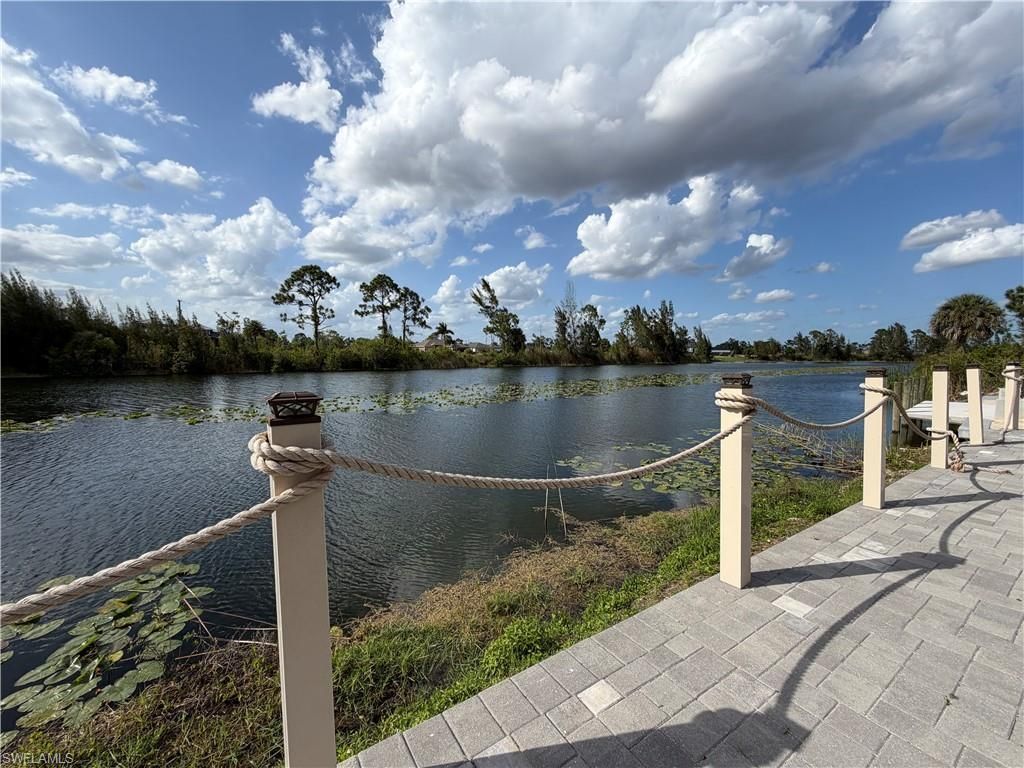 2633 NW 24th St , Cape Coral, FL 33993 Photo