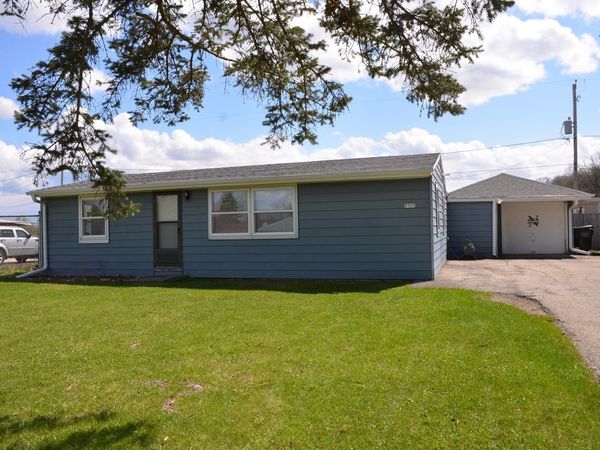 9305 Caddy LANE, Caledonia, WI 53108