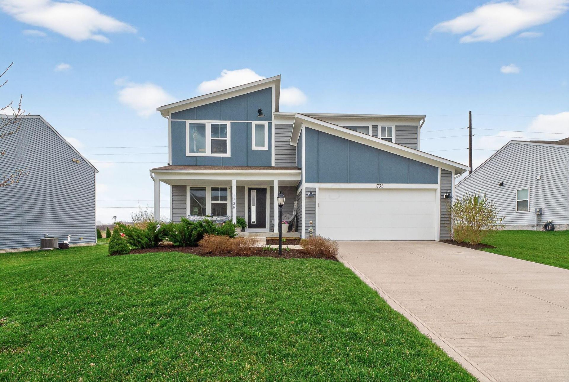 1735 Dickson Drive , Marysville, OH 43040 Main Photo