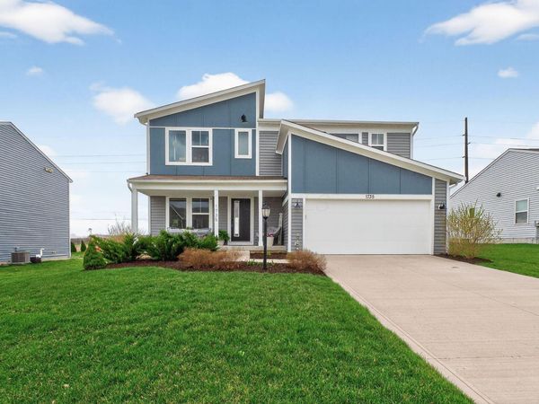 1735 Dickson Drive , Marysville, OH 43040