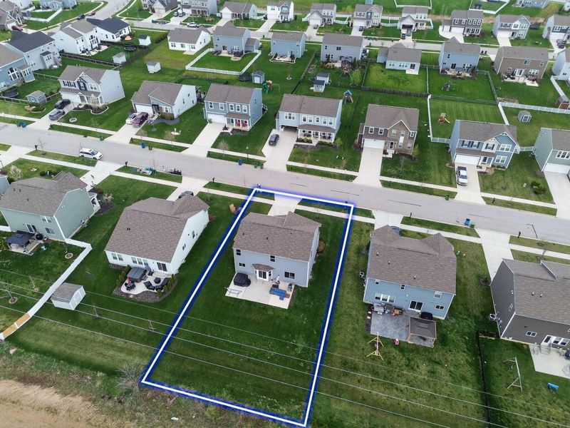 1735 Dickson Drive , Marysville, OH 43040 Photo 2