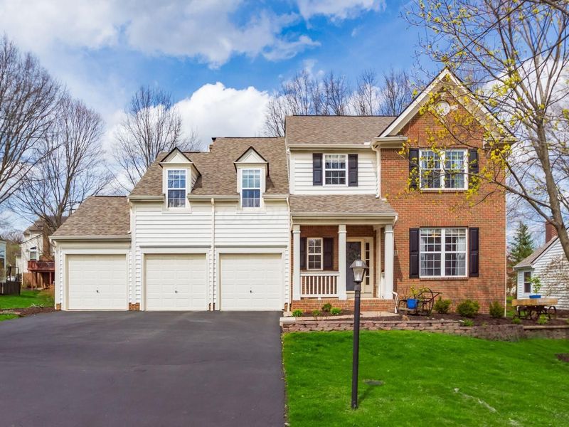 5117 Thornwood Drive, Westerville, OH 43082 Photo 1