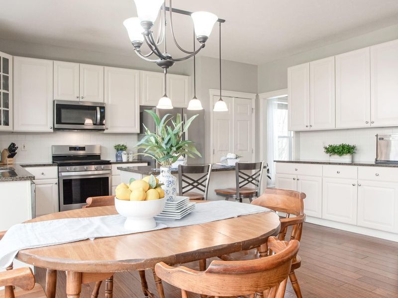 5117 Thornwood Drive, Westerville, OH 43082 Photo 14