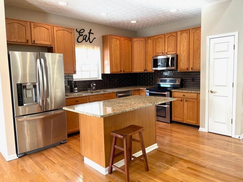 307 Belstone Street , Pickerington, OH 43147 Photo 5