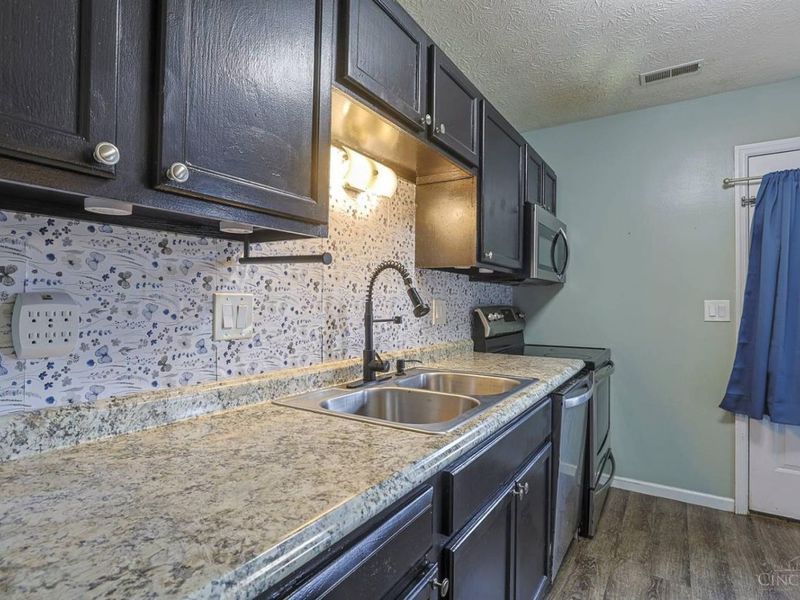 1/2 Flintstone Drive, Harrison, OH 45030 Photo 14