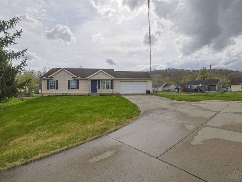 1/2 Flintstone Drive, Harrison, OH 45030 Photo 2