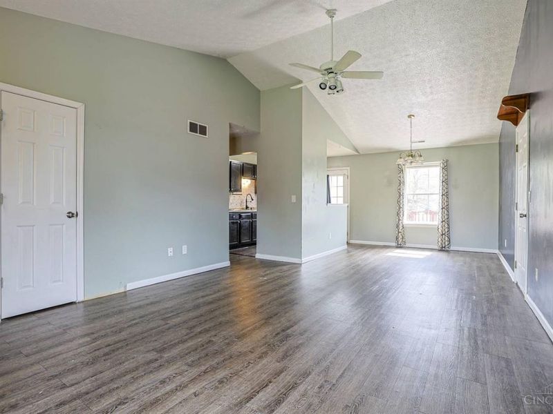 1/2 Flintstone Drive, Harrison, OH 45030 Photo 5