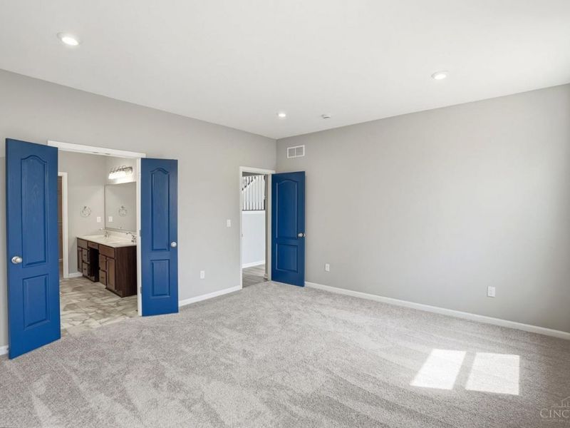 2615 Golden Leaf Drive, Beavercreek, OH 45431 Photo 13