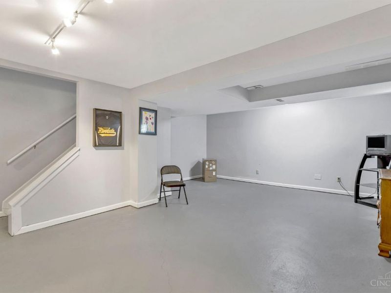 7819 Moatbridge Court, West Chester, OH 45069 Photo 27