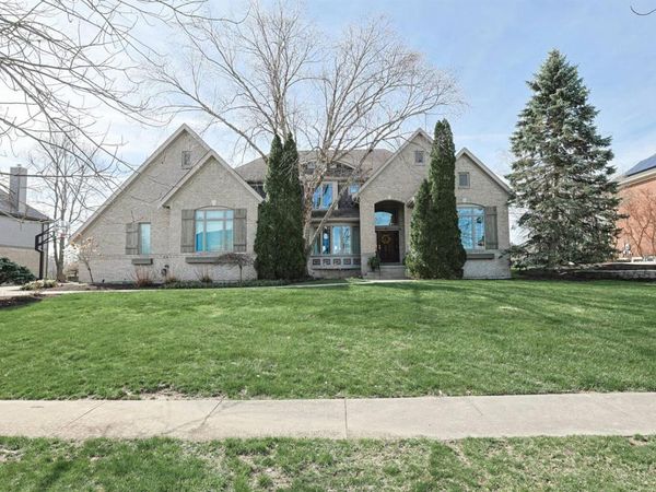 3887 St Andrews Court, Mason, OH 45040