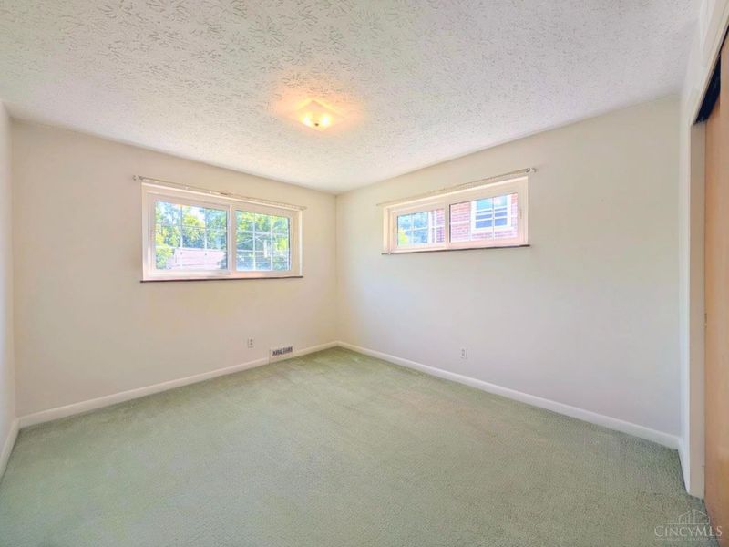 451 Kitty Lane, Delhi Twp, OH 45238 Photo 12