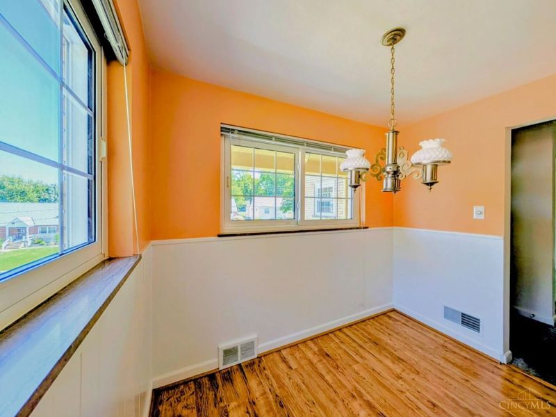 451 Kitty Lane, Delhi Twp, OH 45238 Photo 6