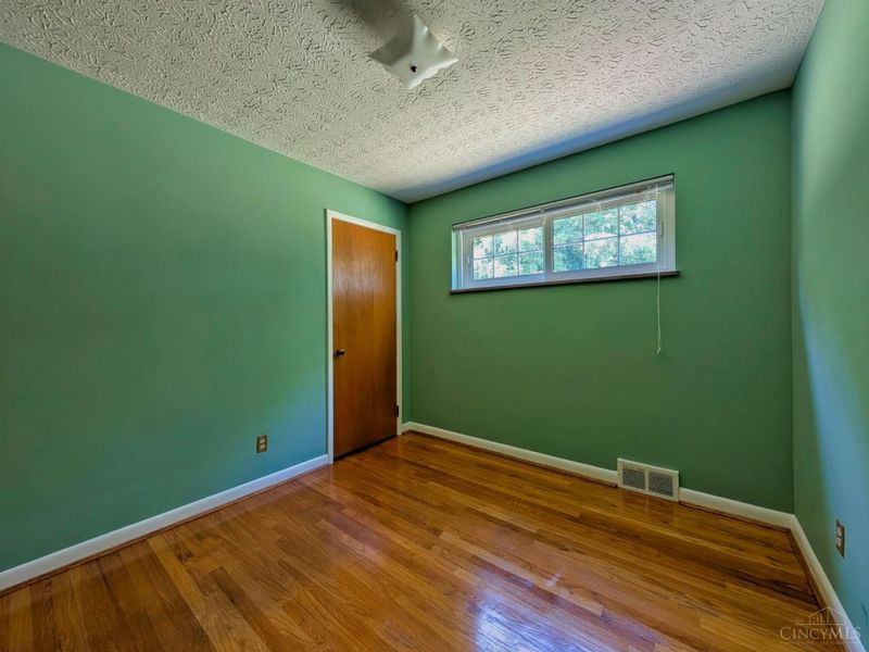 451 Kitty Lane, Delhi Twp, OH 45238 Photo 8