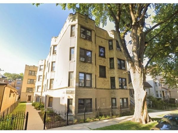 1911 W Larchmont Avenue , Unit 3B, Chicago, IL 60613