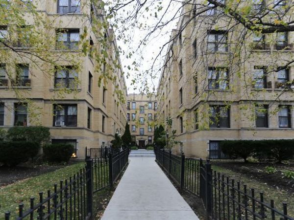 4608 N Beacon Street, Unit 4D, Chicago, IL 60640