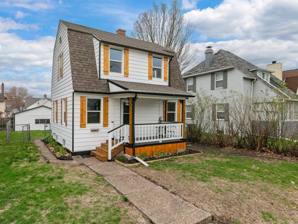 306 S Elmwood Avenue, Davenport, IA 52802