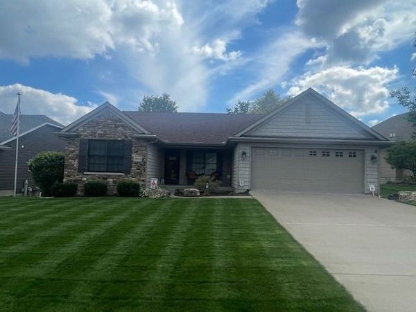 2023 E 58TH Street , Davenport, IA 52807