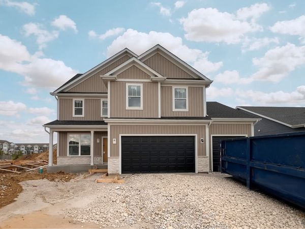 550 W Meadowdale Circle, Hampshire, IL 60140