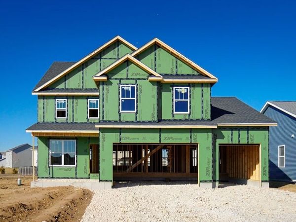 550 W Meadowdale Circle , Hampshire, IL 60140