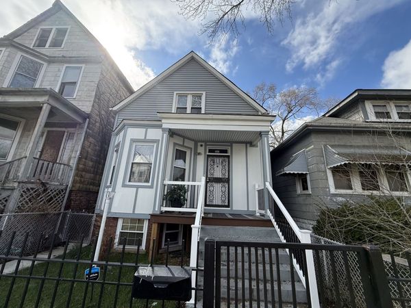 5942 S Justine Street, Chicago, IL 60636