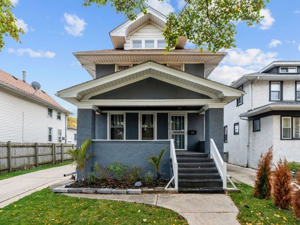 606 S 2nd Avenue , Maywood, IL 60153