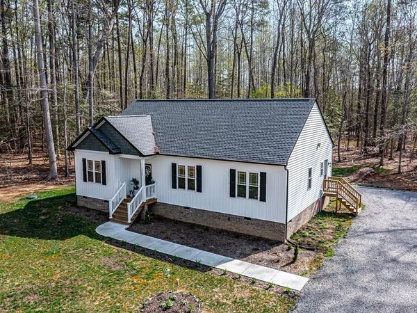 3135 Irvington Road, WHITE STONE, VA 22480
