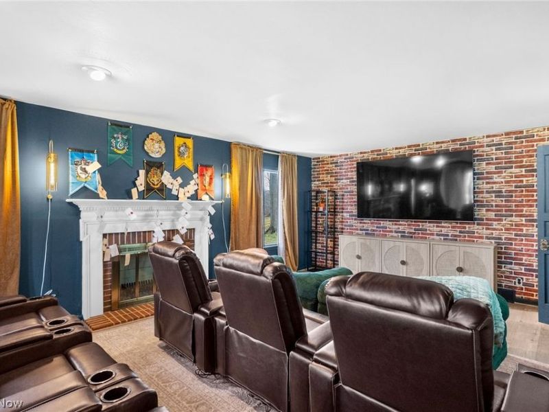 1969 Twin Oaks Drive , Girard, OH 44420 Photo 13