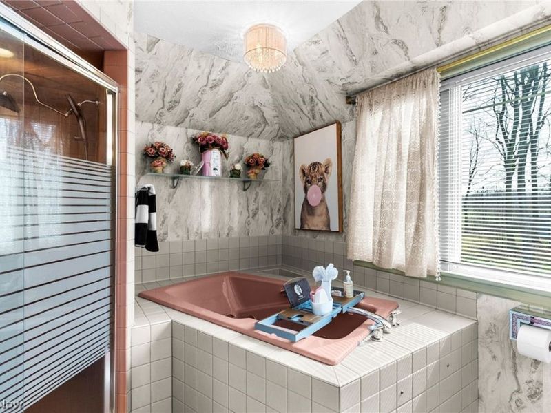 1969 Twin Oaks Drive , Girard, OH 44420 Photo 20