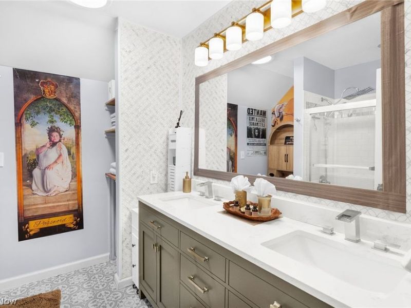 1969 Twin Oaks Drive , Girard, OH 44420 Photo 25