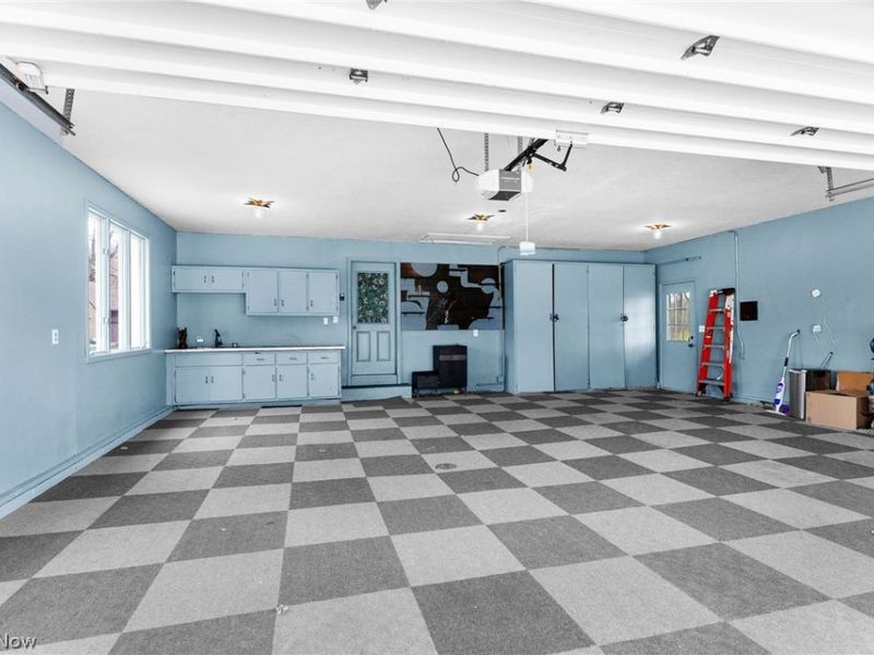 1969 Twin Oaks Drive , Girard, OH 44420 Photo 34