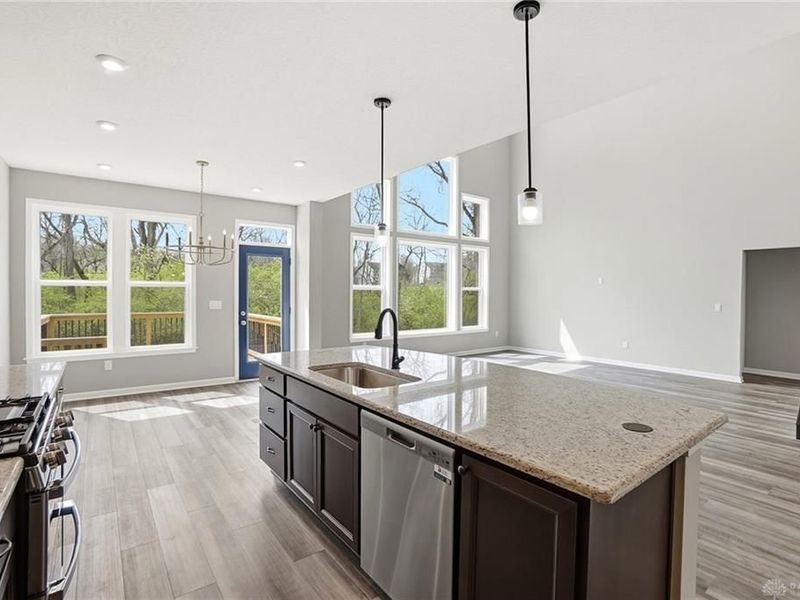 2615 Golden Leaf Drive, Beavercreek, OH 45431 Photo 24