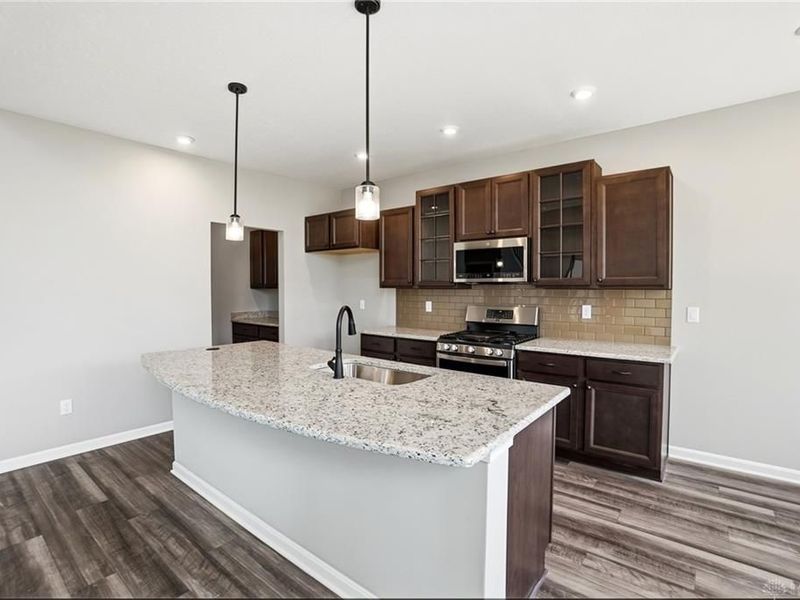 2615 Golden Leaf Drive, Beavercreek, OH 45431 Photo 6