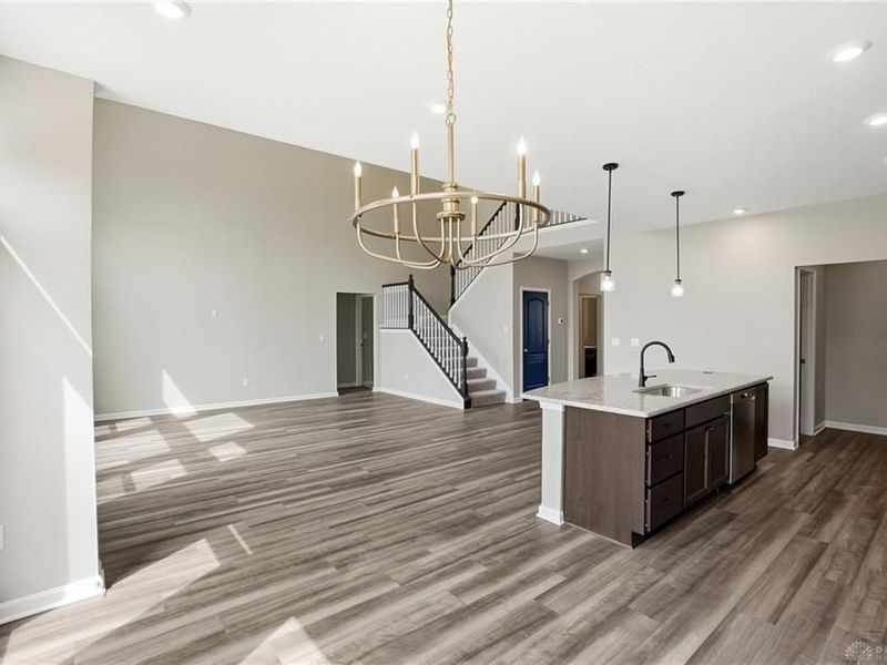 2615 Golden Leaf Drive, Beavercreek, OH 45431 Photo 8