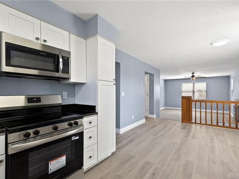 6660 Deer Bluff Drive, Huber Heights, OH 45424 Photo 17