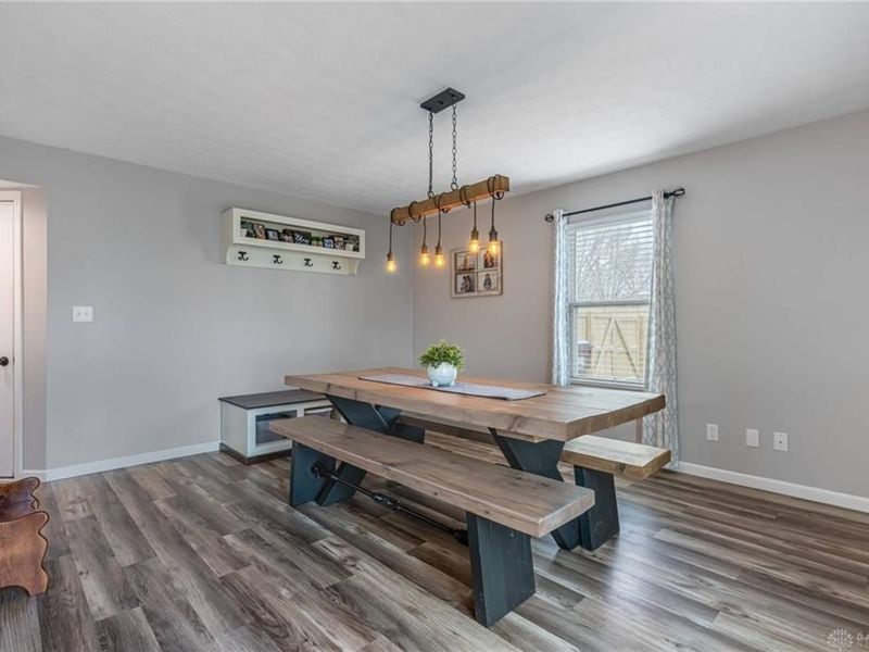 9055 Marquis Drive, Miamisburg, OH 45342 Photo 11