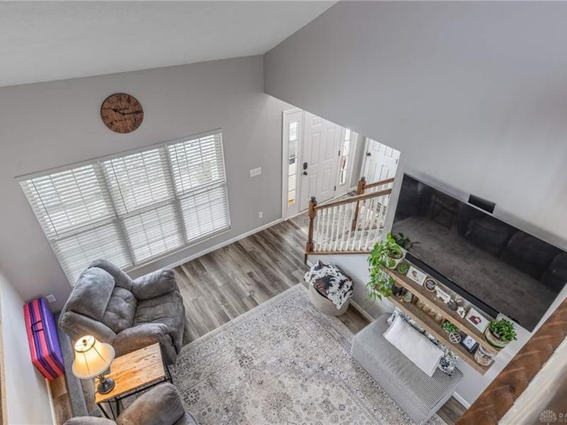 9055 Marquis Drive, Miamisburg, OH 45342 Photo 17