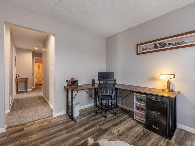 9055 Marquis Drive, Miamisburg, OH 45342 Photo 19