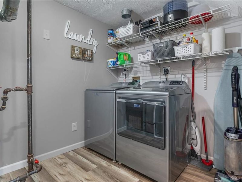 9055 Marquis Drive, Miamisburg, OH 45342 Photo 30