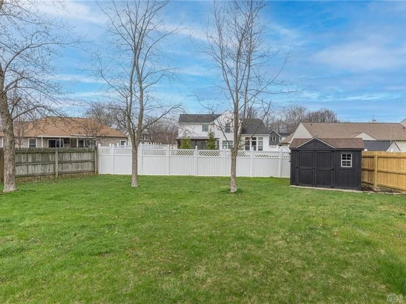 9055 Marquis Drive, Miamisburg, OH 45342 Photo 39