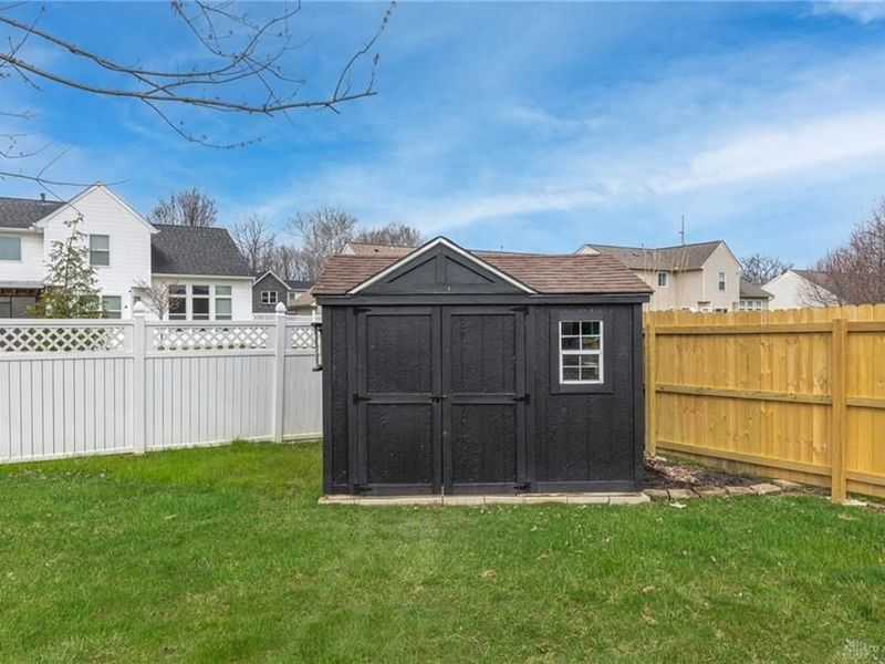 9055 Marquis Drive, Miamisburg, OH 45342 Photo 40