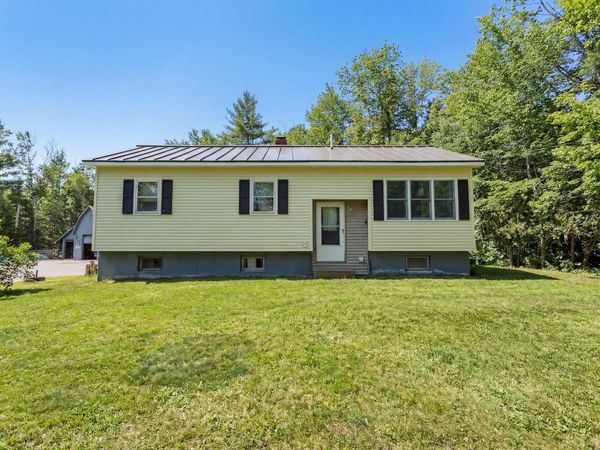 1782 Pushaw Road, Glenburn, ME 04401