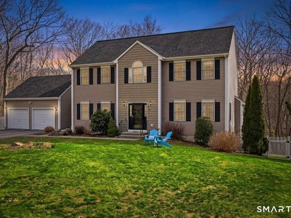 99 Sleepy Hollow, East Lyme, CT 06357