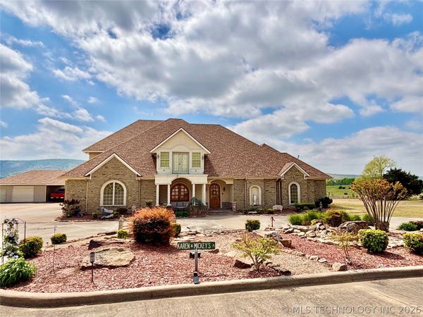 3301 Savage Highway , Hartshorne, OK 74547