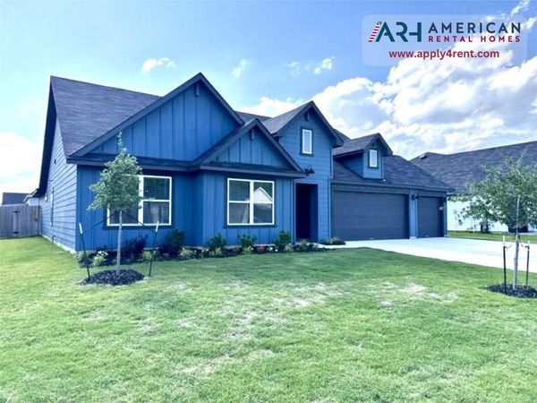 646 Grace LN, Fredericksburg, TX 78624