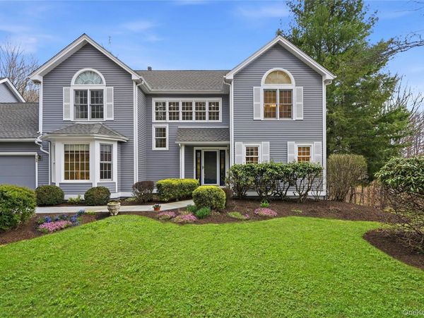 146 Fieldstone Drive, Mount Kisco, NY 10549