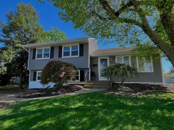 75 WINDING WAY, HAMILTON, NJ 08620