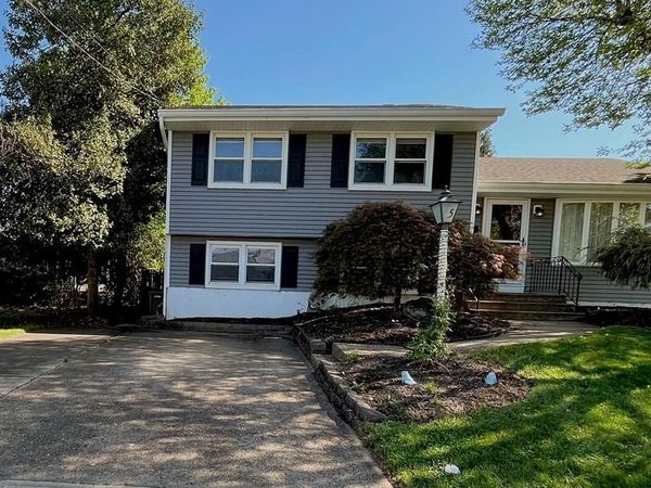 75 WINDING WAY, HAMILTON, NJ 08620