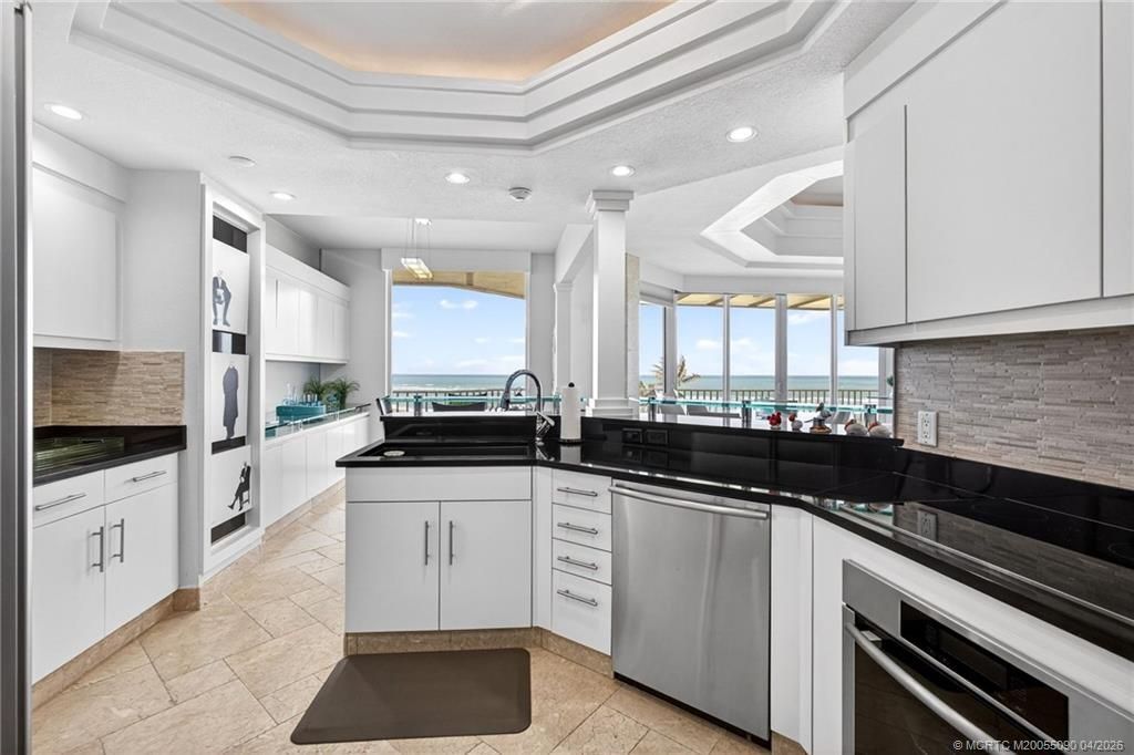 2920 SE Dune Drive, Unit 420, Stuart, FL 34996 Photo