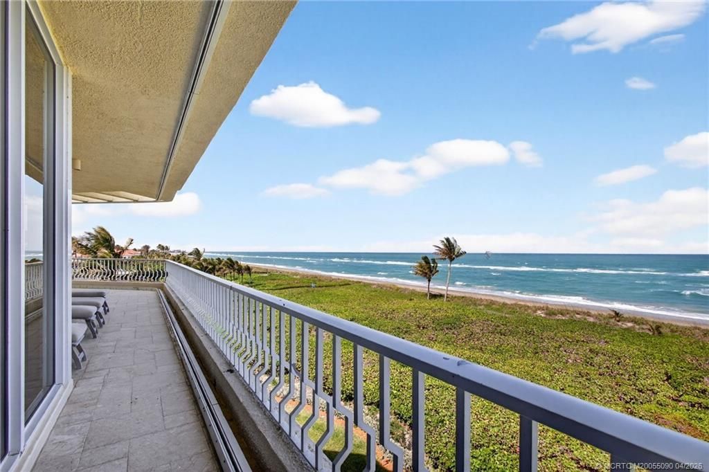 2920 SE Dune Drive, Unit 420, Stuart, FL 34996 Photo