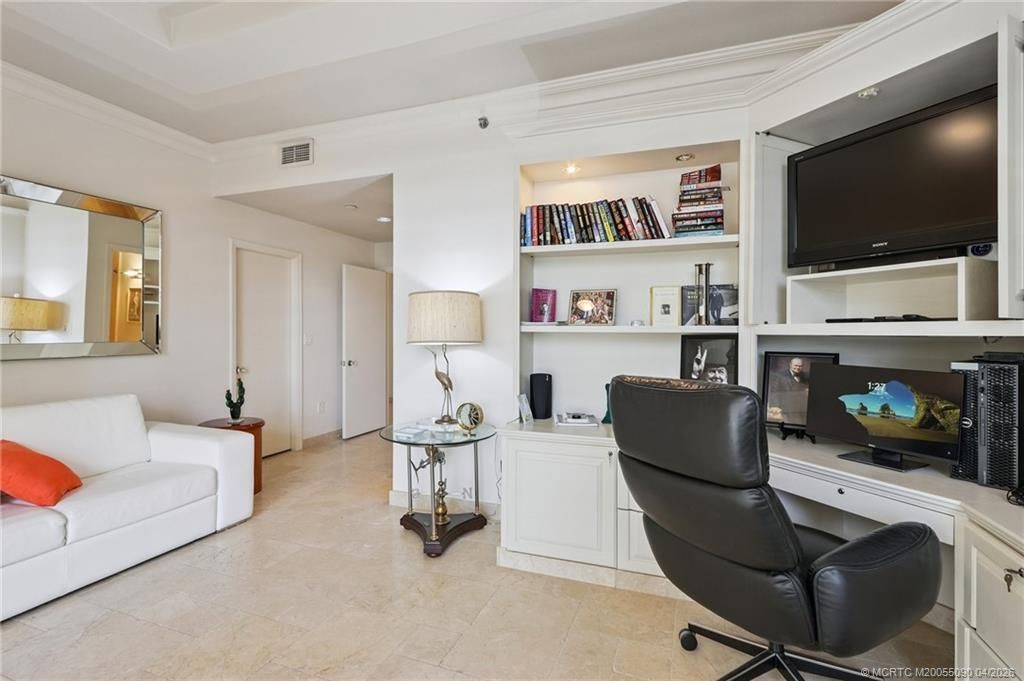 2920 SE Dune Drive, Unit 420, Stuart, FL 34996 Photo